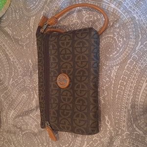 Giani Bernini clutch